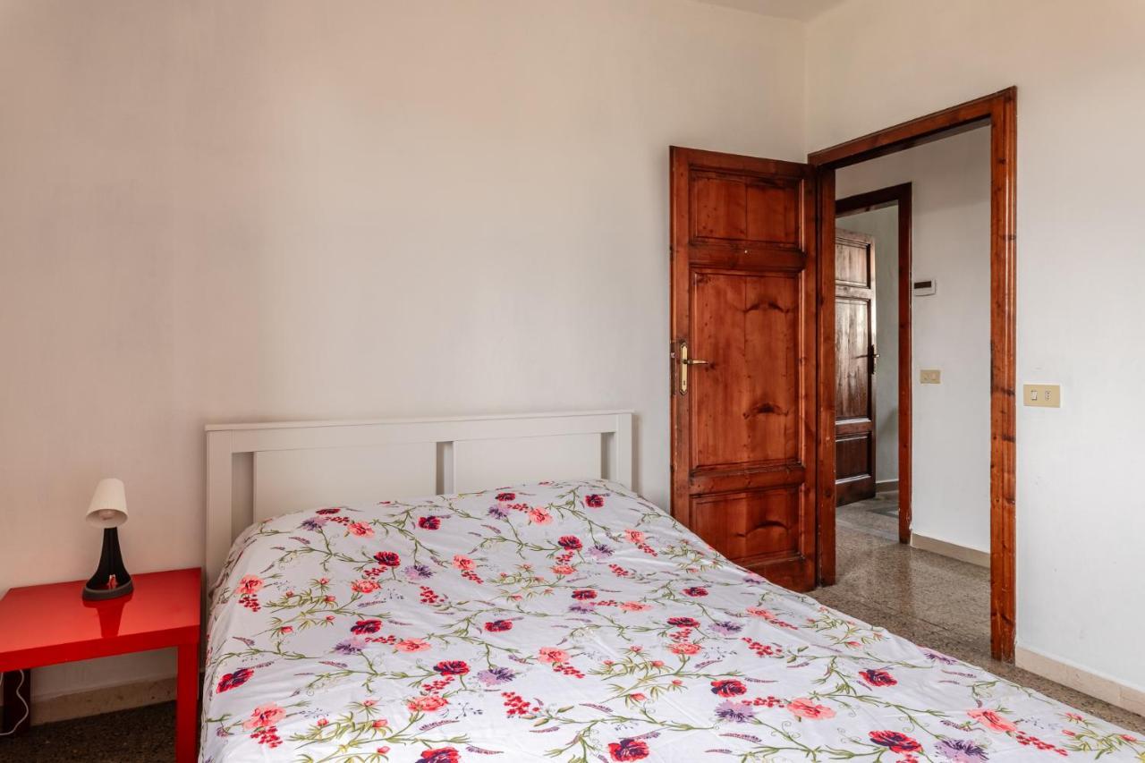 Apartments Volpino - Affitti Brevi Italia Лука Екстериор снимка