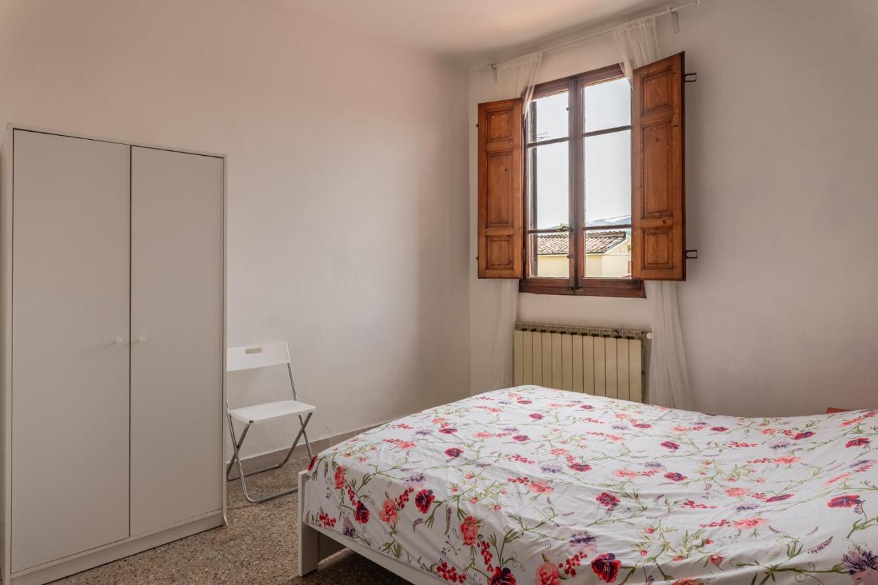 Apartments Volpino - Affitti Brevi Italia Лука Екстериор снимка