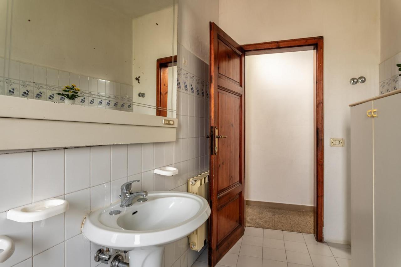 Apartments Volpino - Affitti Brevi Italia Лука Екстериор снимка